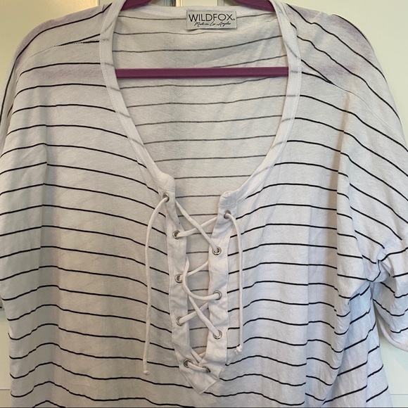 LIKE NEW WILDFOX SHIRT - Picture 5 of 7